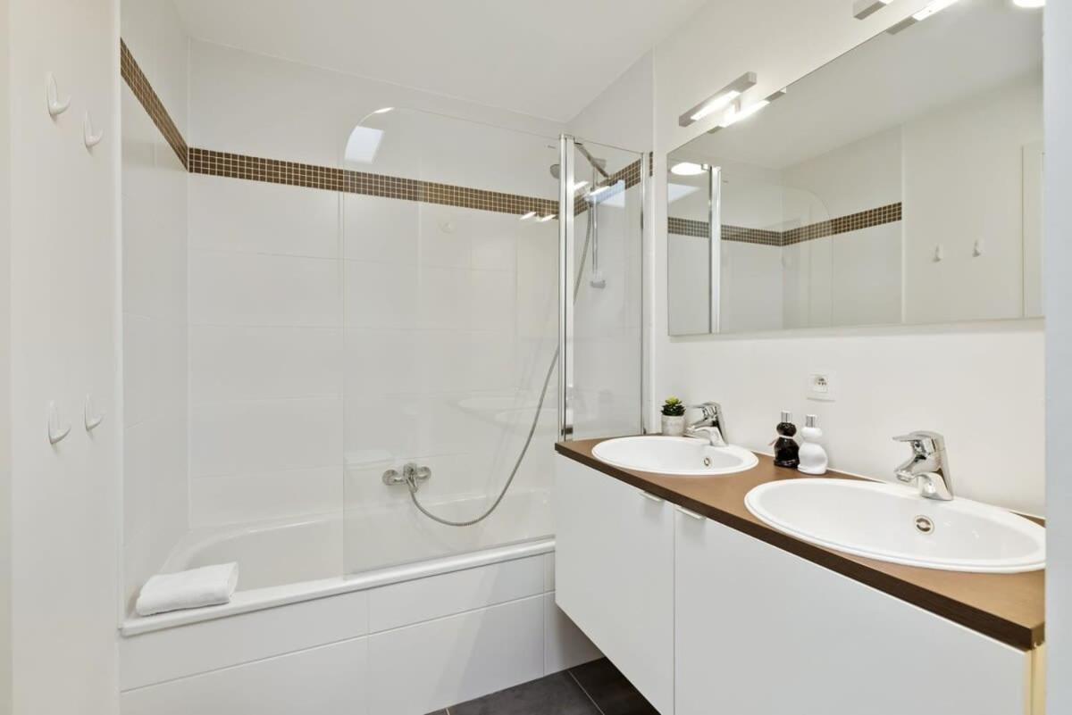 Beautiful Bel-etage In *