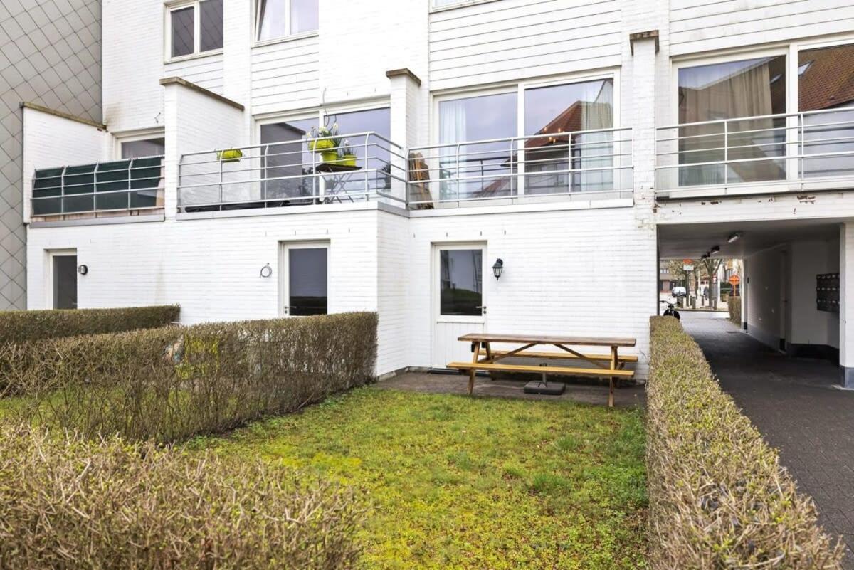 Beautiful Bel-etage In * Blankenberge