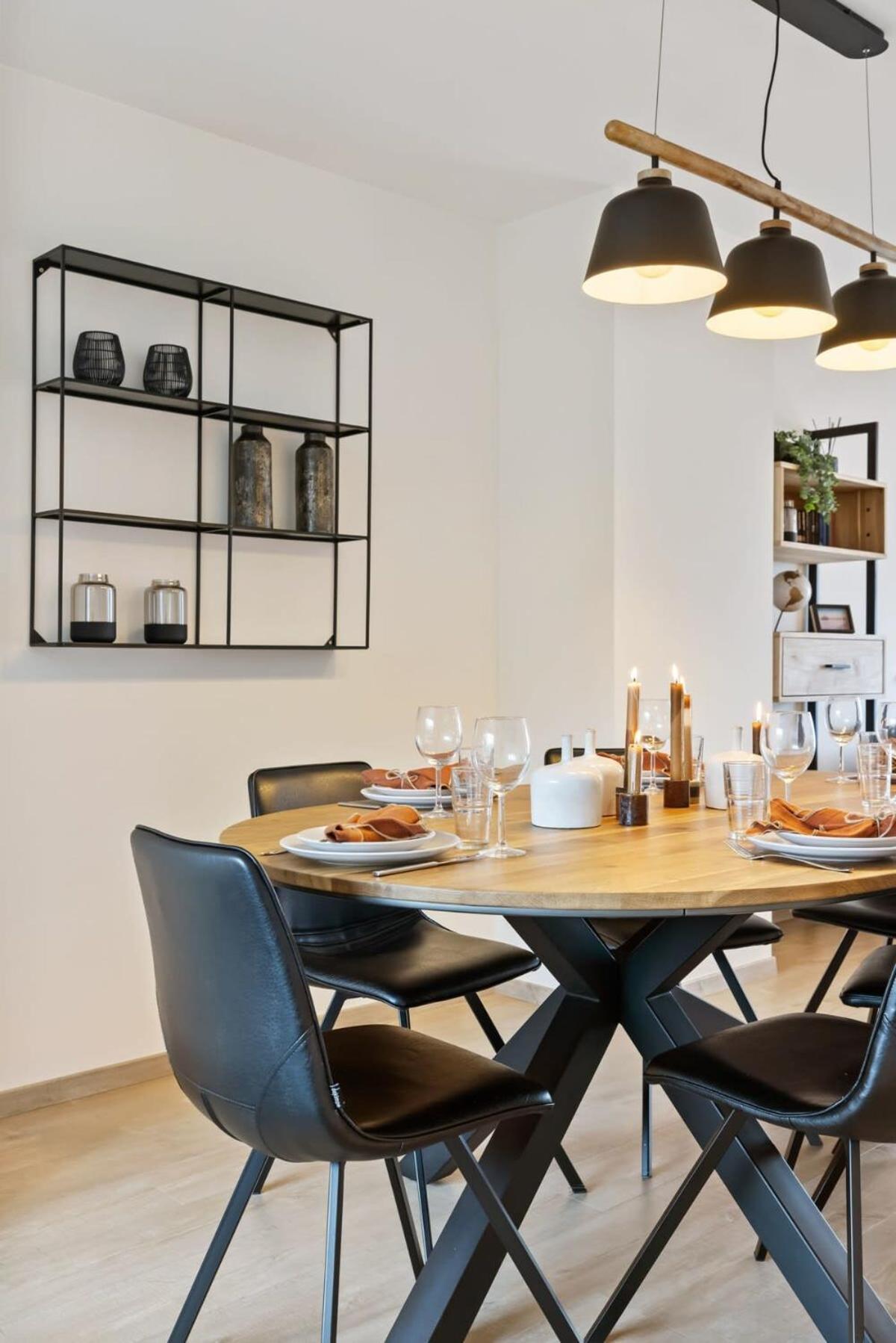 Beautiful Bel-etage In Blankenberge